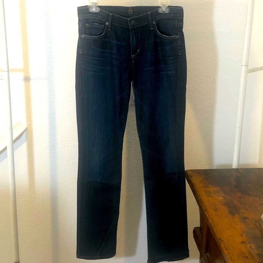 Citizens of Humanity Straight Leg Jeans in Dark Blue Wash. Size 29.